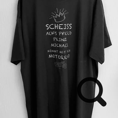 Exclusive T-Shirts Rundhalsausschnitt oder V-Ausschnitt. Kurzarm. Nackenband von Schulter zu Schulter, Doppelnähte an Saum, Bund und Ärmeln. Formstabiler Kragen, Gewicht: 180-185²m. Feines glattes Material für eine optimale Druckqualität. Waschbar 40°C Formstabiler Kragen, eines glattes Material für eine optimale Druckqualität